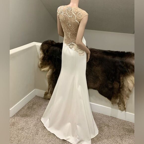 New Stunning Cap Sleeve Exquisite Beading Back Mermaid Gown/Evening Dress - Picture 5 of 17